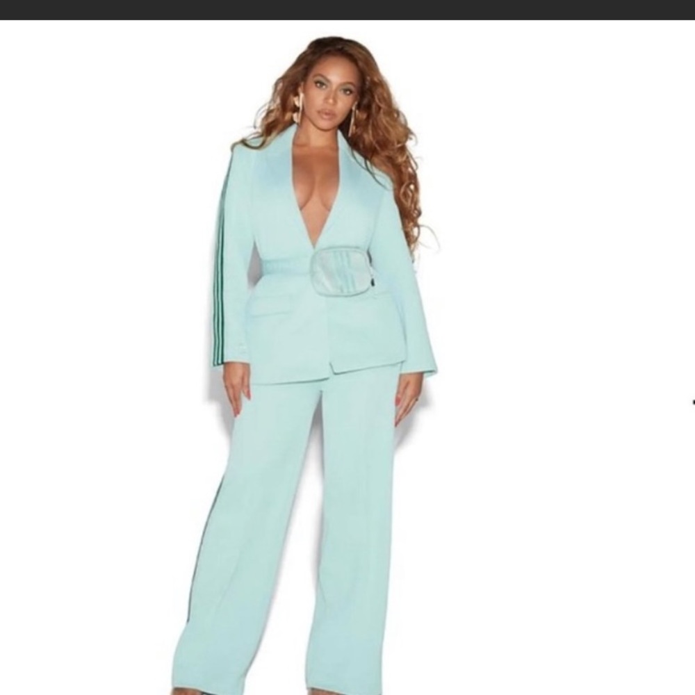 IVY PARK ADIDAS MINT GREEN JACKET  EXTRA SMALL